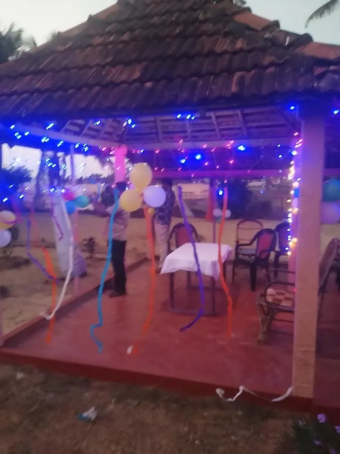 Beach Paradise 2*, Alappuzha India